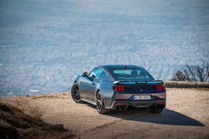 Test: Ford Mustang Dark Horse 